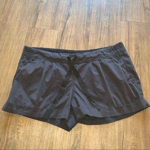 Lululemon Spring Break Away Short